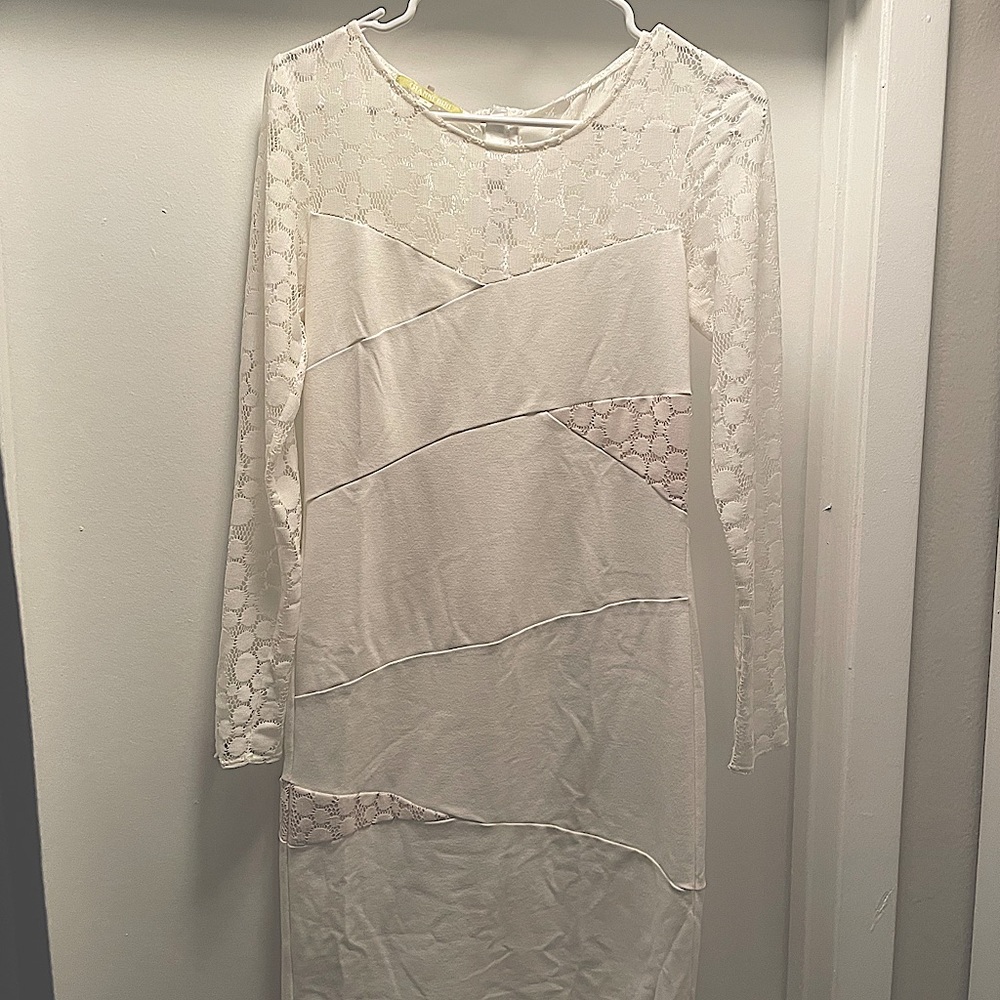 White bodycon dress